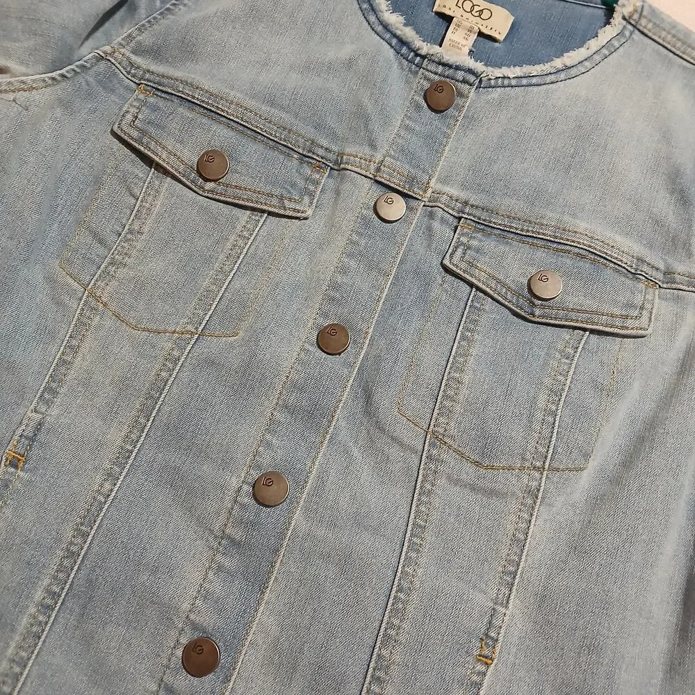 NWOT  LOGO stretch denim light wash raw edge hem/sleeve snap front jacket sz 10